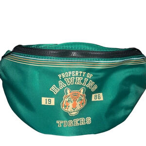 Stranger Things Fanny Pack x MAC bag purse limited edition summer classic makeup